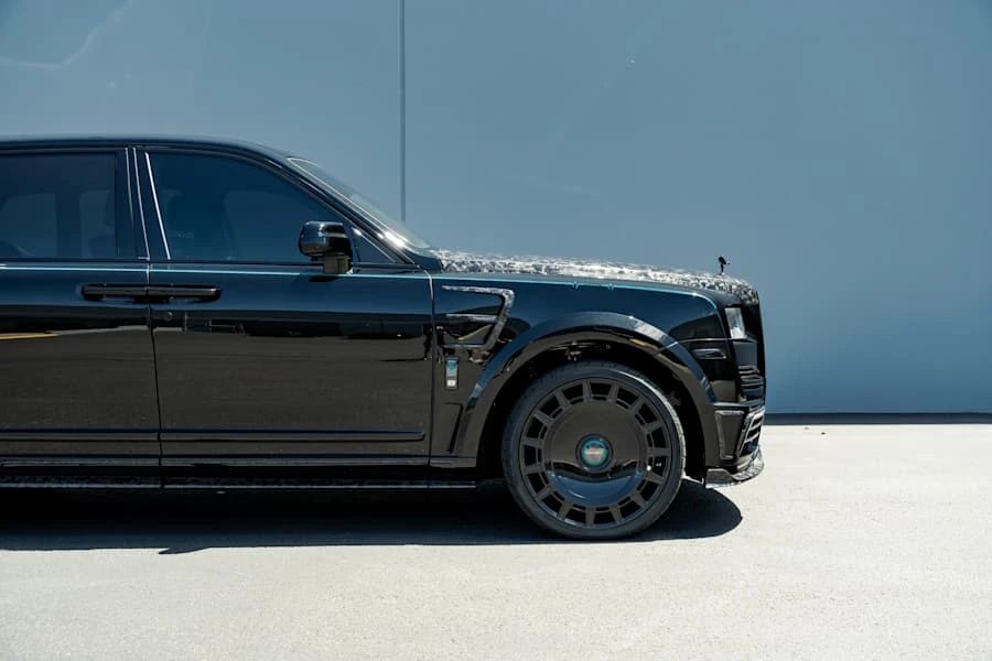 2023 Rolls-Royce Cullinan Black Badge - Image 17 of 31