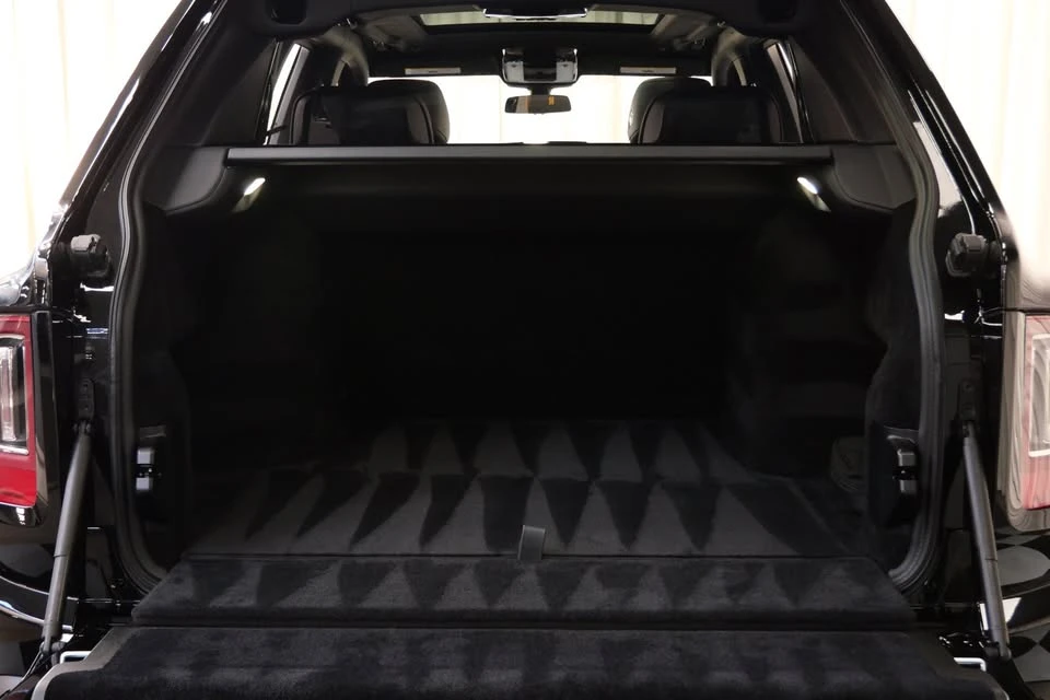 2023 Rolls-Royce Cullinan Black Badge - Image 15 of 19