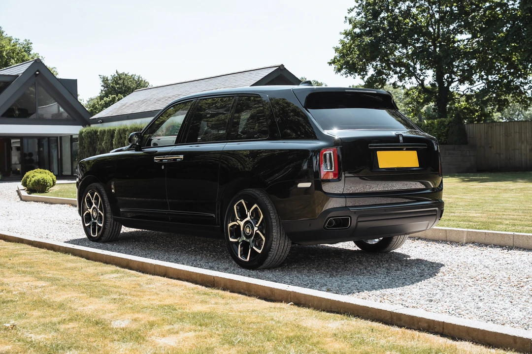 2023 Rolls-Royce Cullinan Black Badge - Image 13 of 31