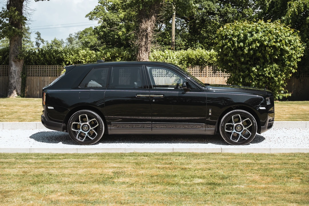 2023 Rolls-Royce Cullinan Black Badge - Image 16 of 31