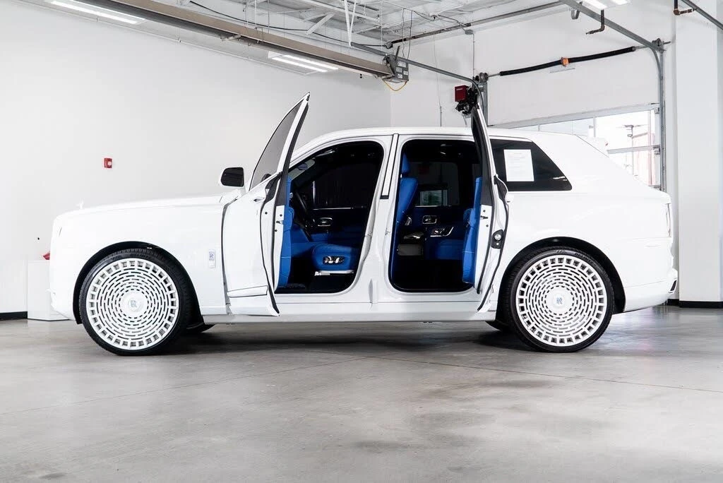 2023 Rolls-Royce Cullinan - Image 10 of 31