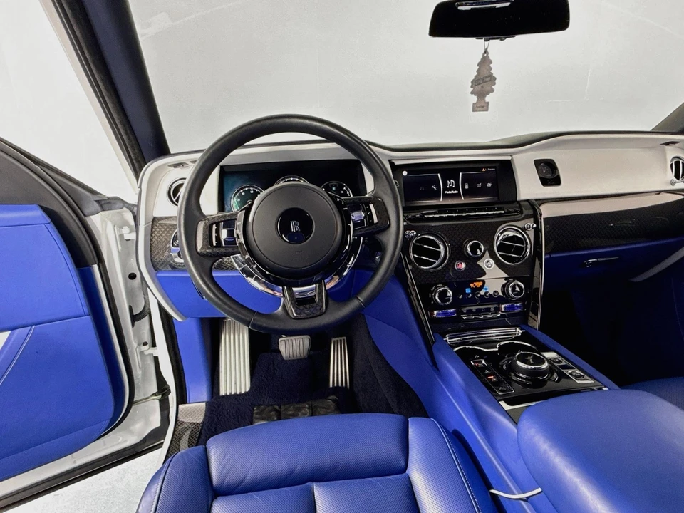 2023 Rolls-Royce Cullinan Black Badge - Image 25 of 31