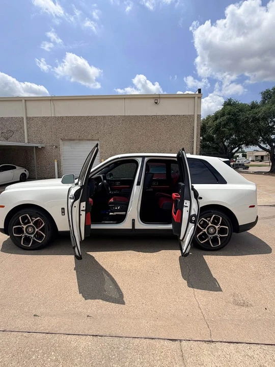2023 Rolls-Royce Cullinan Black Badge - Image 3 of 15