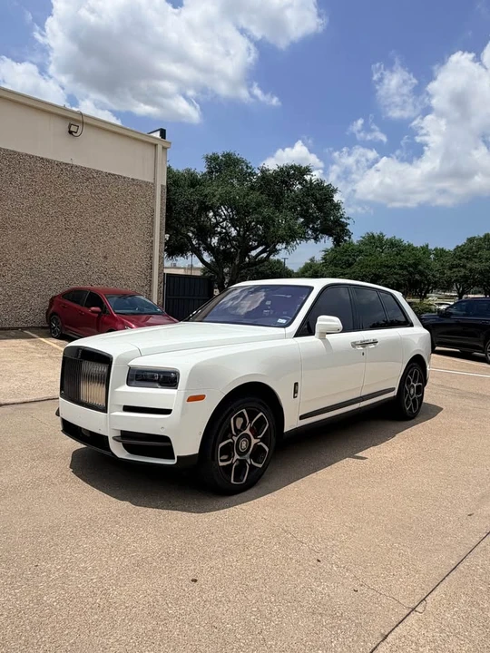 2023 Rolls-Royce Cullinan Black Badge - Image 14 of 15