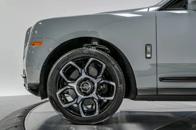 2023 Rolls-Royce Cullinan Black Badge - Image 17 of 21