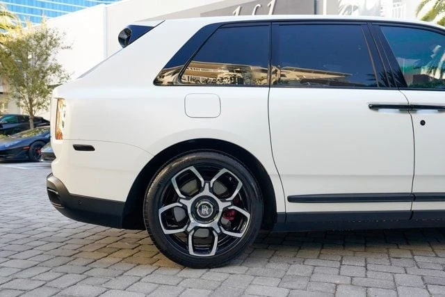 2023 Rolls-Royce Cullinan Black Badge - Image 29 of 31