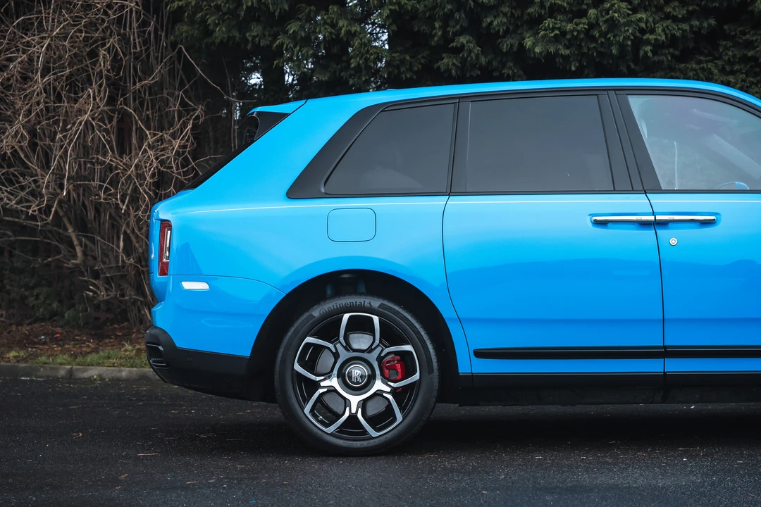 2023 Rolls-Royce Cullinan Black Badge - Image 23 of 31