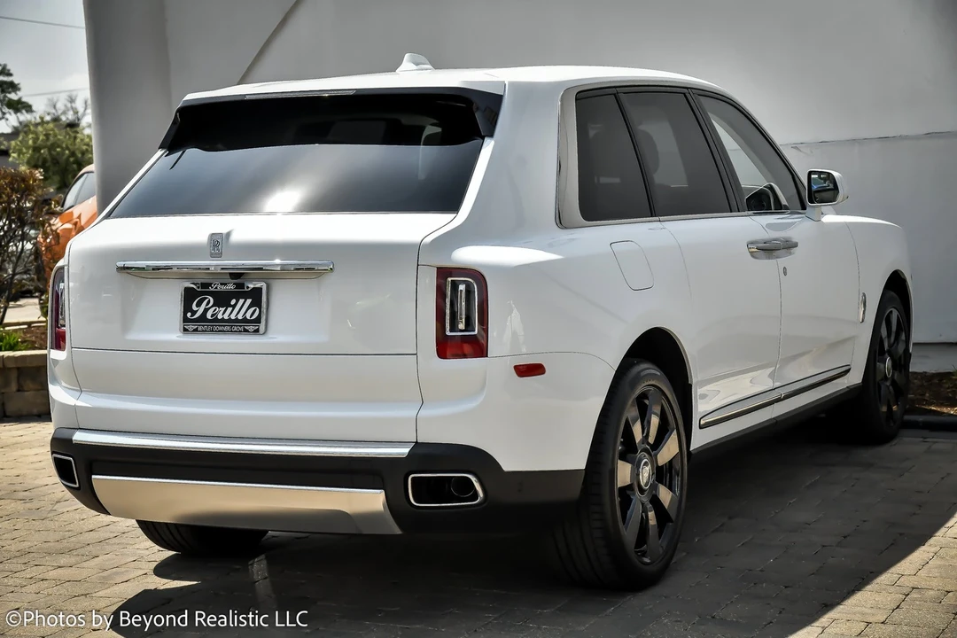 2023 Rolls-Royce Cullinan - Image 8 of 12