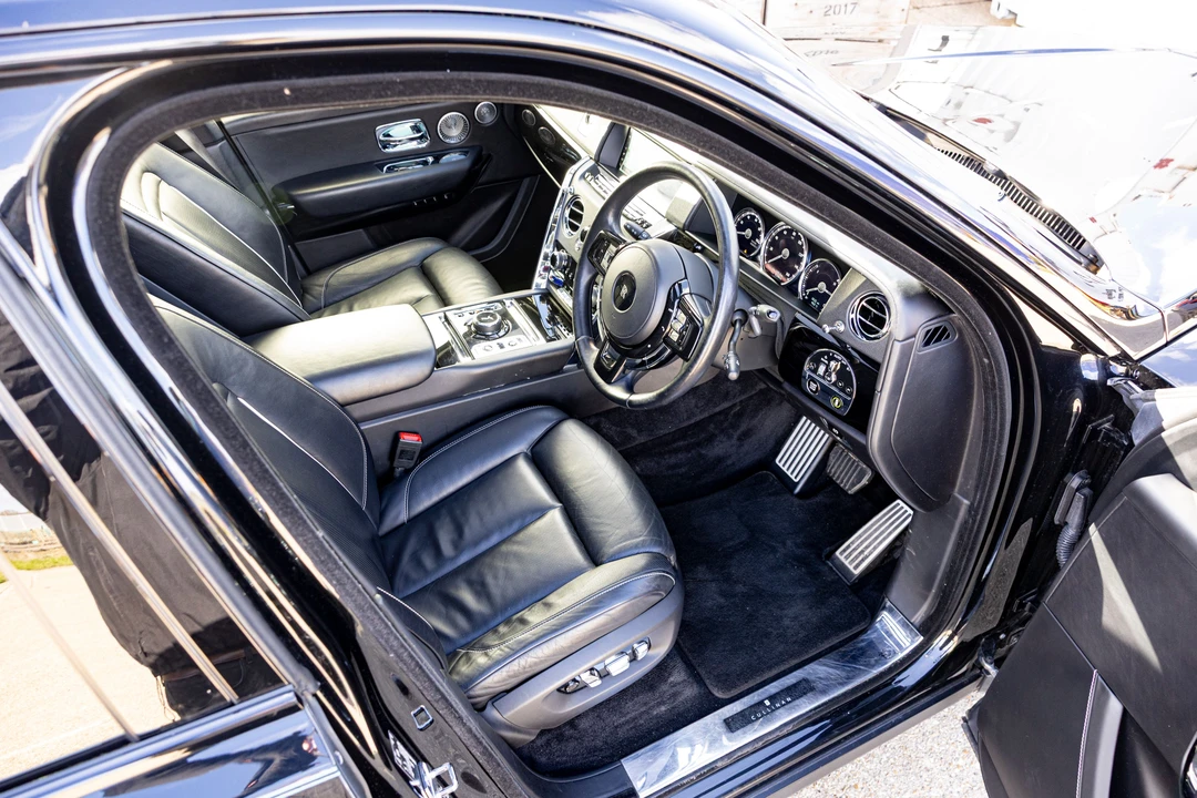 2023 Rolls-Royce Cullinan - Image 4 of 31