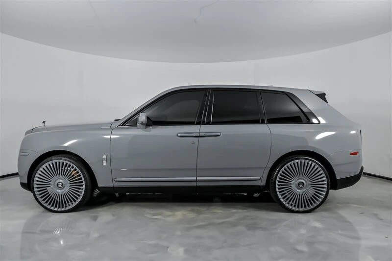 2023 Rolls-Royce Cullinan - Image 8 of 21