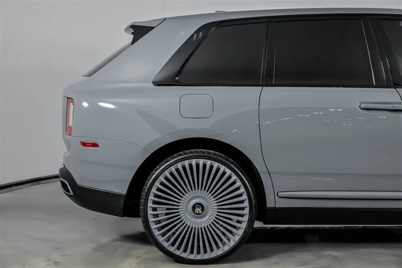 2023 Rolls-Royce Cullinan - Image 13 of 21