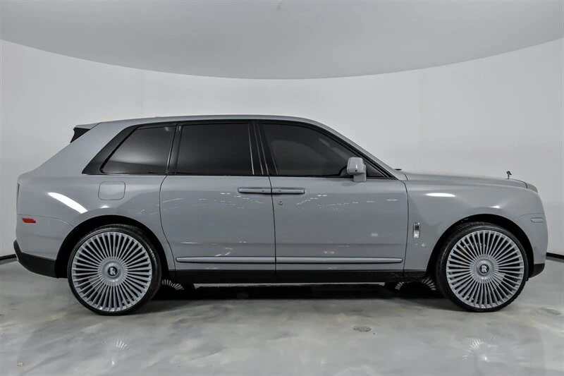 2023 Rolls-Royce Cullinan - Image 14 of 21