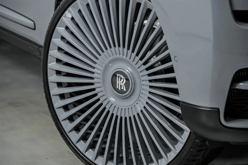 2023 Rolls-Royce Cullinan - Image 4 of 21