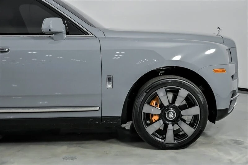 2023 Rolls-Royce Cullinan - Image 15 of 21