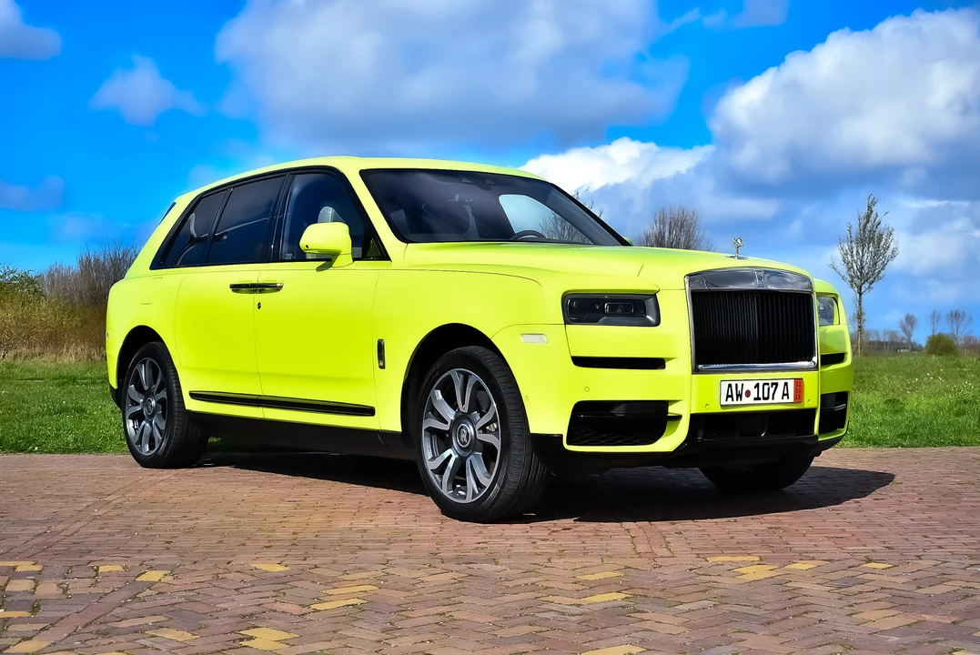 2023 Rolls-Royce Cullinan - Image 3 of 16