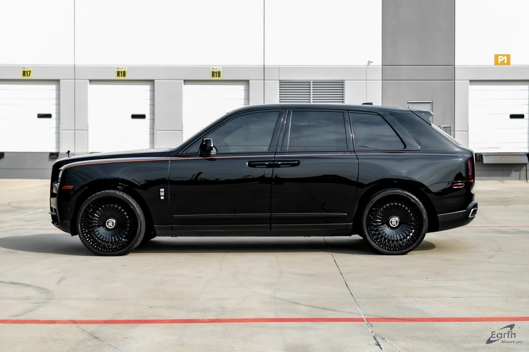 2023 Rolls-Royce Cullinan - Image 5 of 12