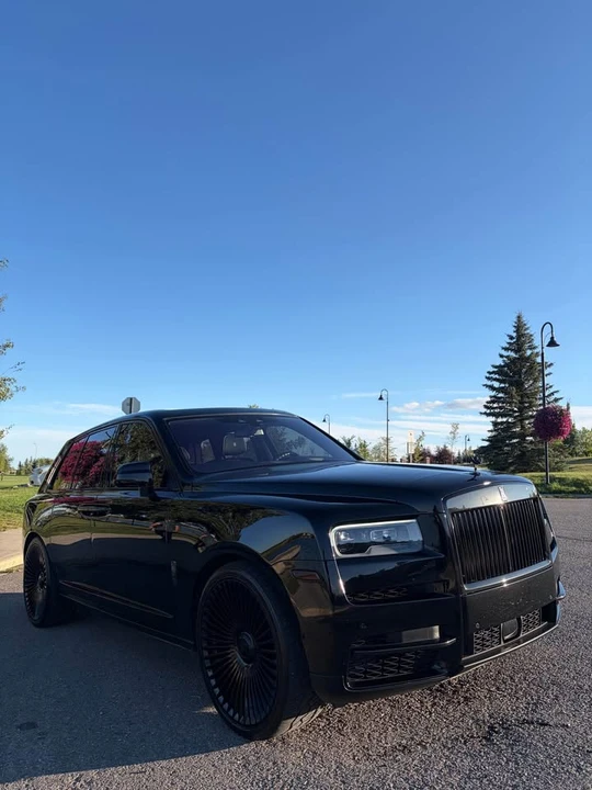 2023 Rolls-Royce Cullinan - Image 2 of 14