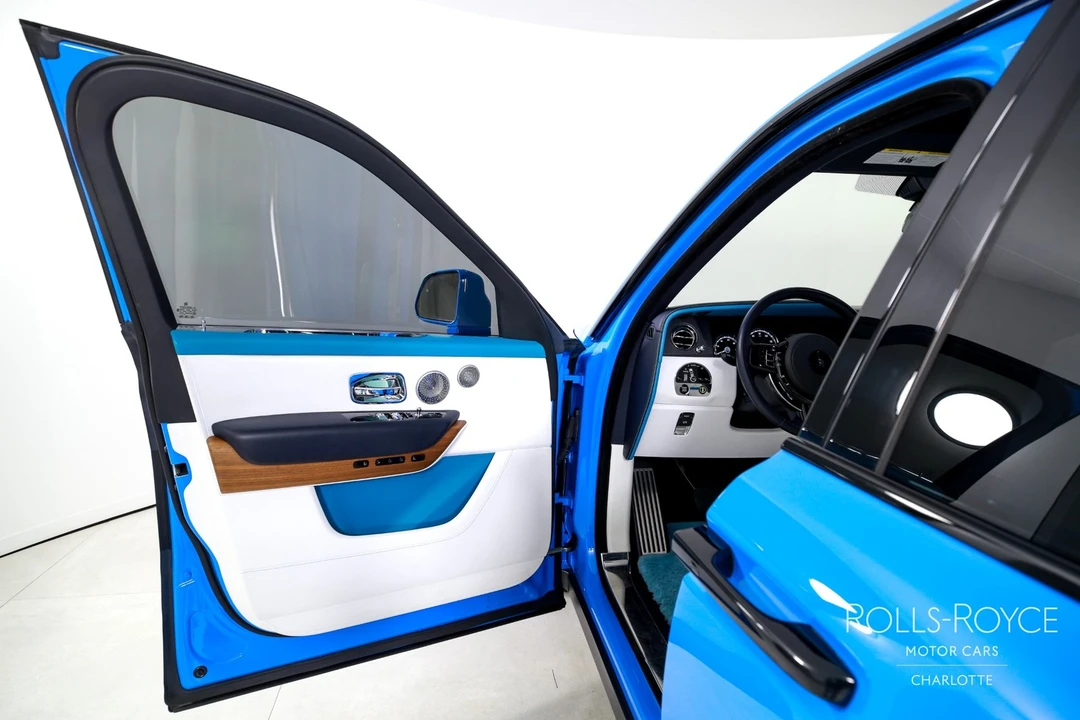 2023 Rolls-Royce Cullinan - Image 11 of 12