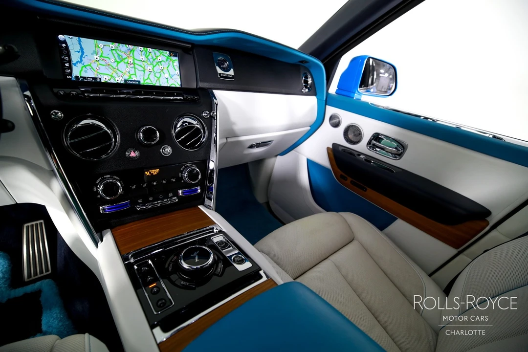 2023 Rolls-Royce Cullinan - Image 16 of 21