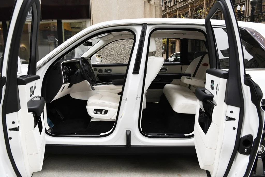 2023 Rolls-Royce Cullinan - Image 8 of 12