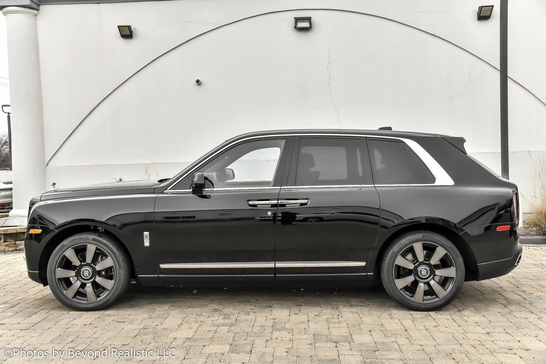 2023 Rolls-Royce Cullinan - Image 9 of 21