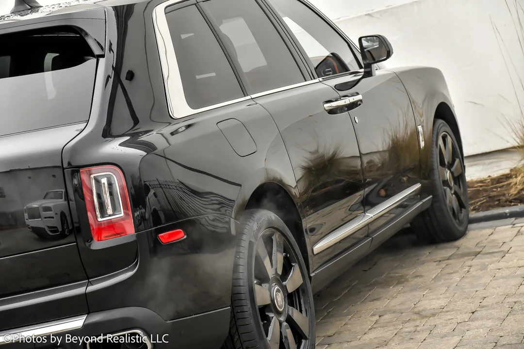 2023 Rolls-Royce Cullinan - Image 9 of 21