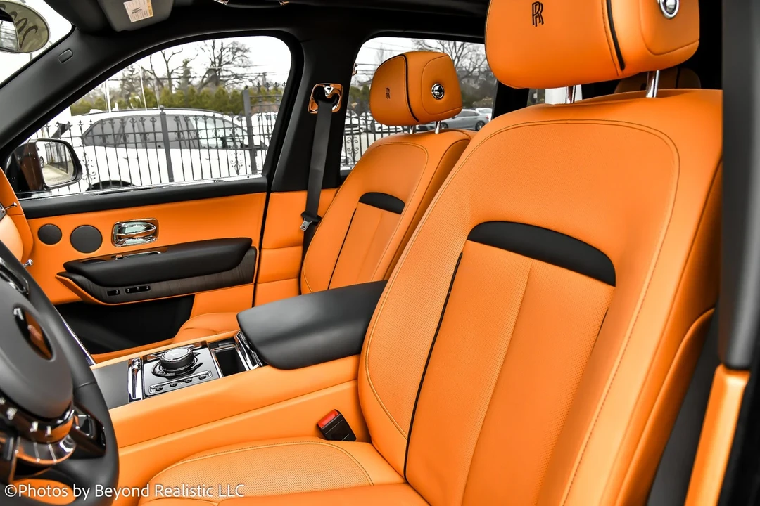 2023 Rolls-Royce Cullinan - Image 2 of 12