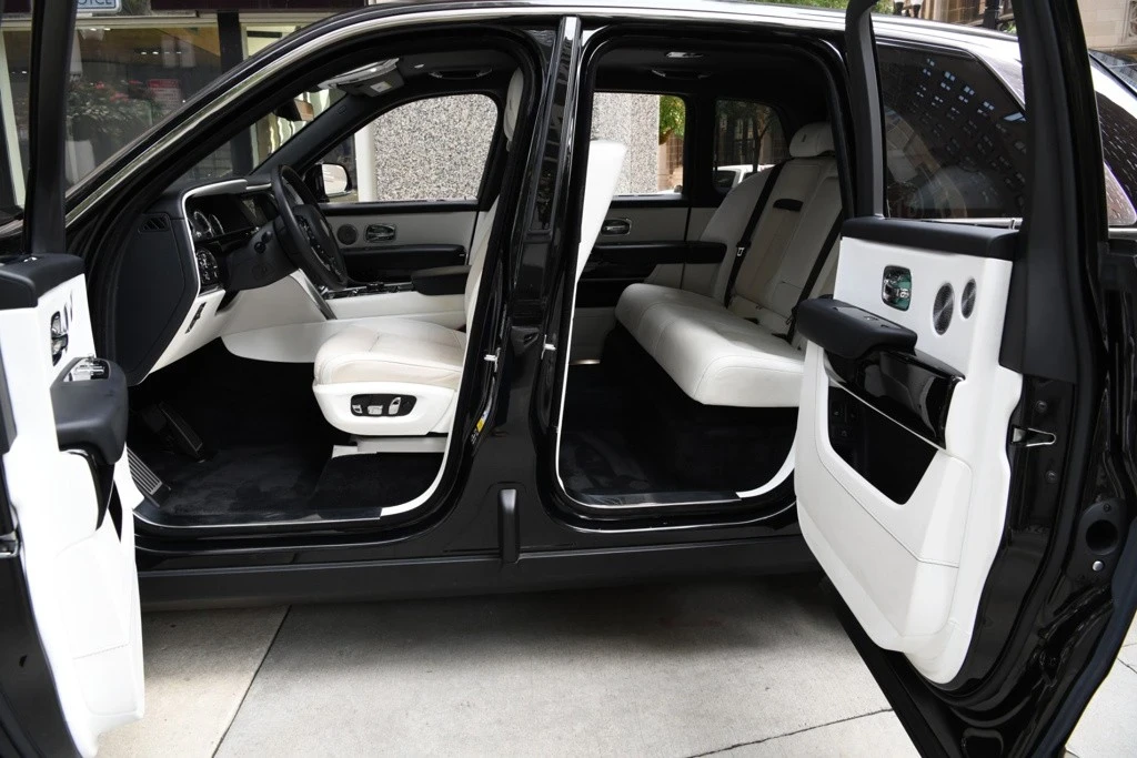 2023 Rolls-Royce Cullinan - Image 8 of 12