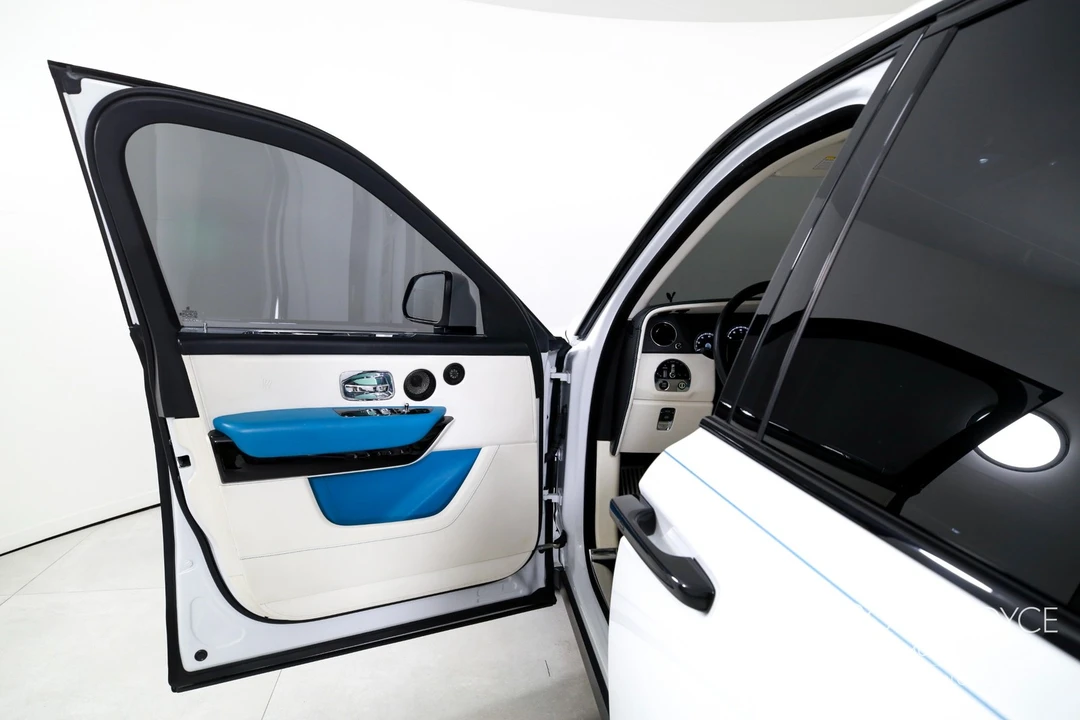2023 Rolls-Royce Cullinan - Image 11 of 31