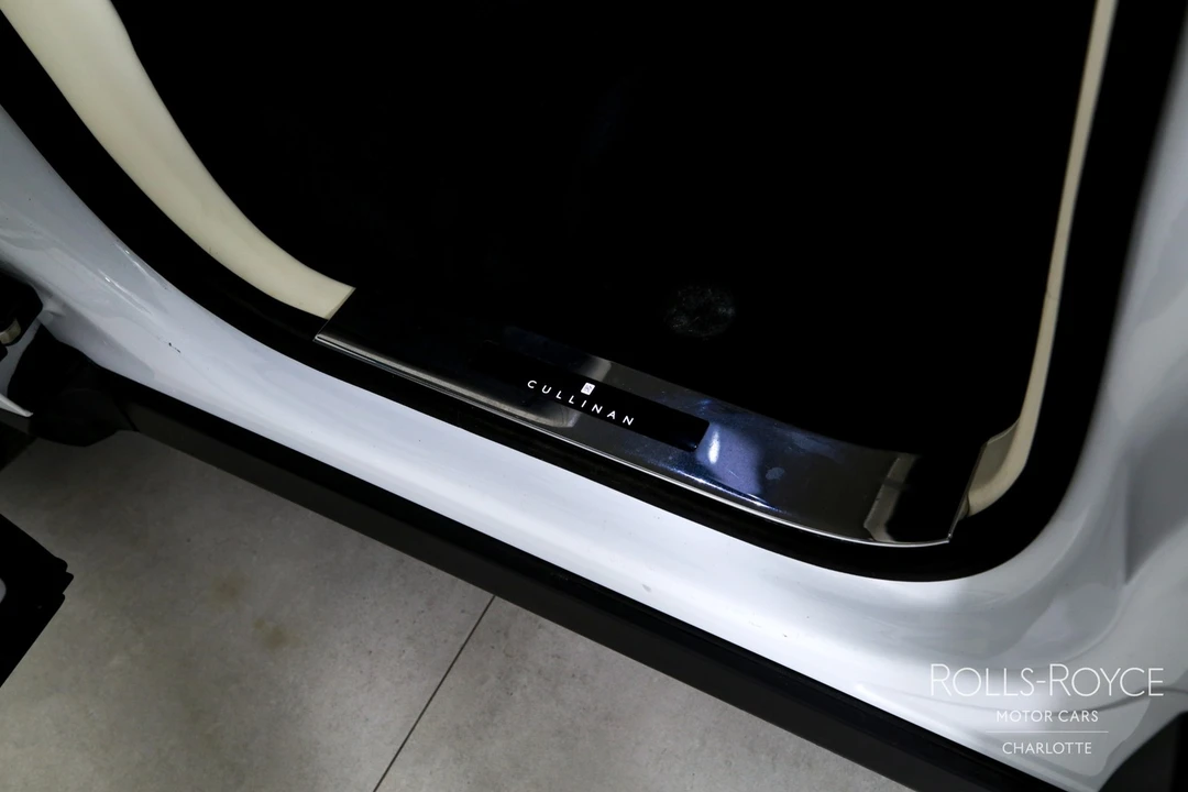 2023 Rolls-Royce Cullinan - Image 30 of 31