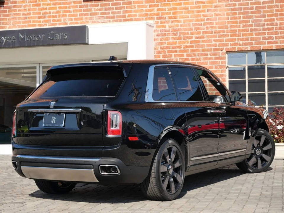 2023 Rolls-Royce Cullinan - Image 2 of 31