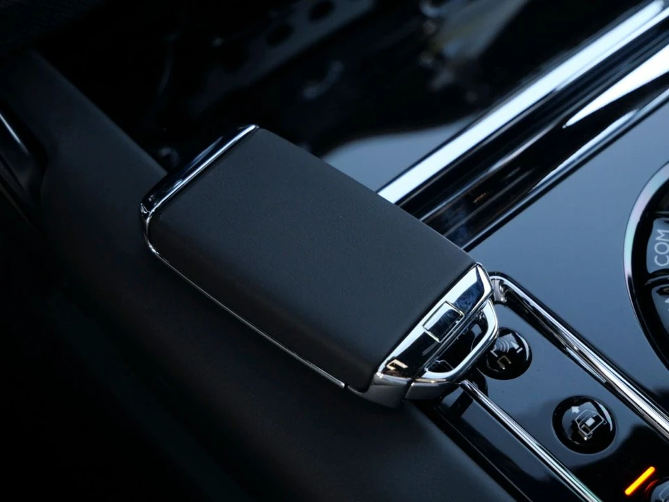 2023 Rolls-Royce Cullinan - Image 16 of 31