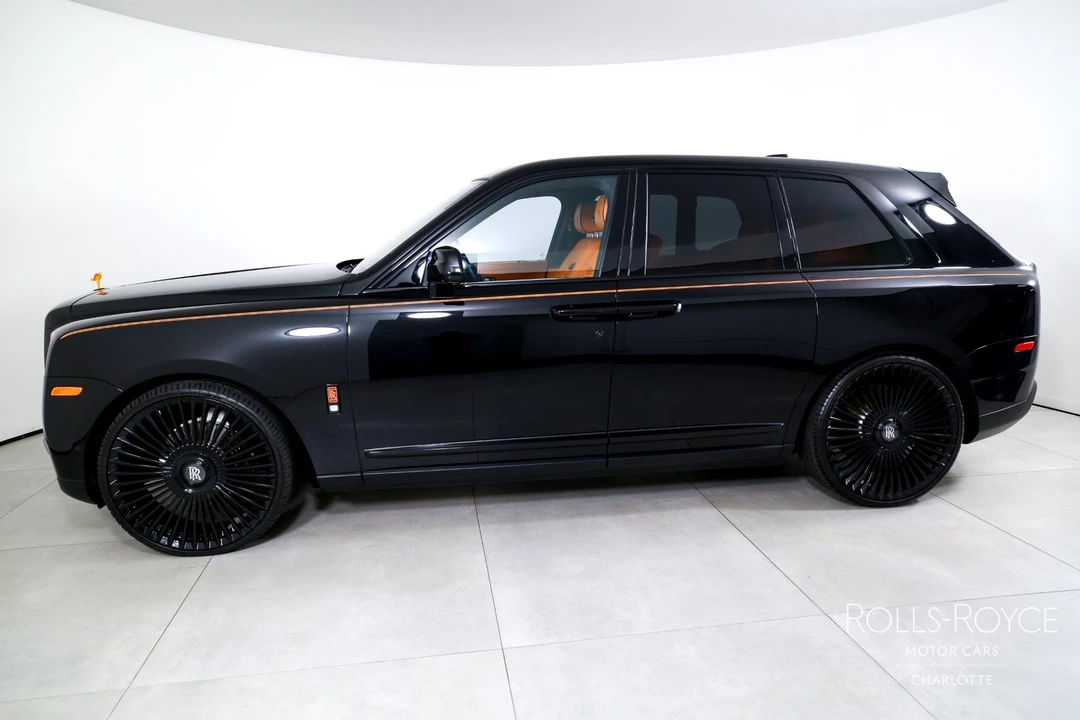 2023 Rolls-Royce Cullinan - Image 3 of 31