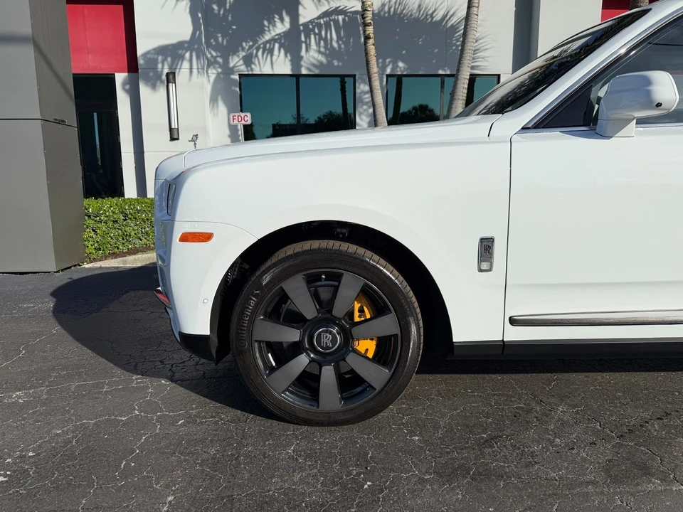 2023 Rolls-Royce Cullinan - Image 13 of 21