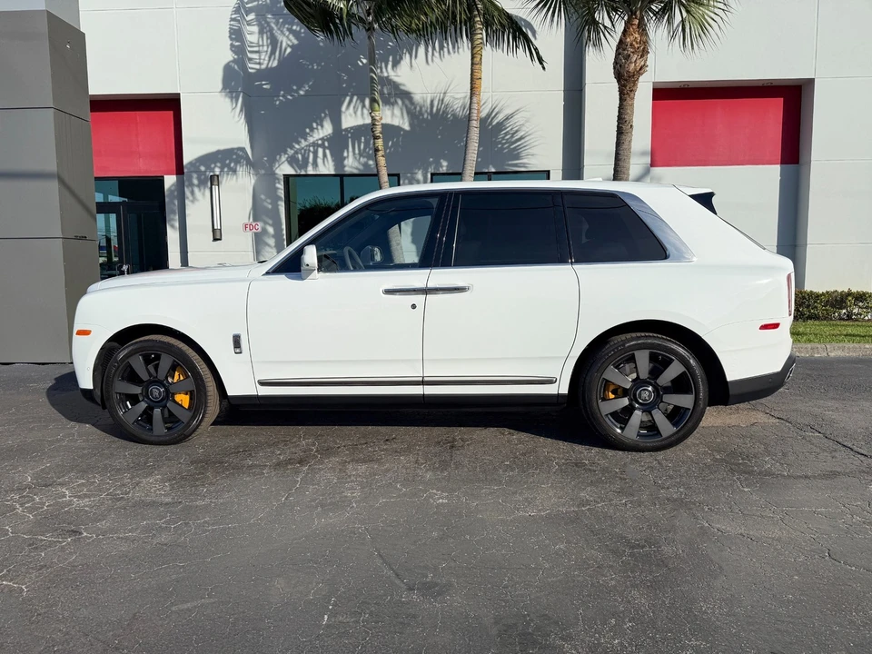 2023 Rolls-Royce Cullinan - Image 12 of 21
