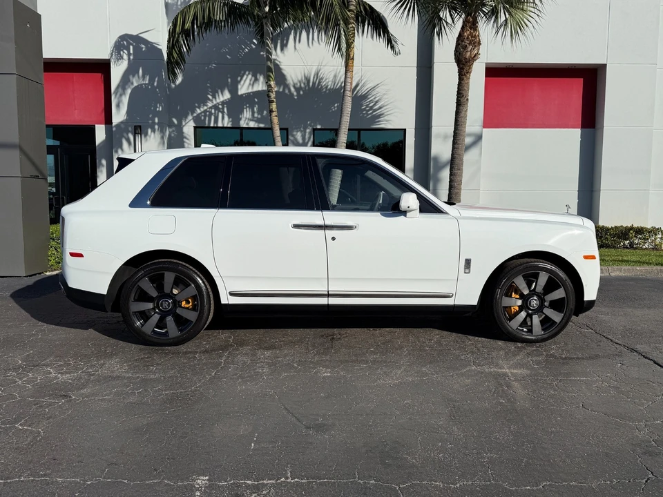 2023 Rolls-Royce Cullinan - Image 2 of 21