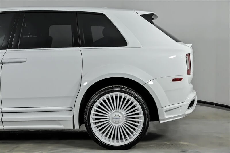 2023 Rolls-Royce Cullinan - Image 9 of 21