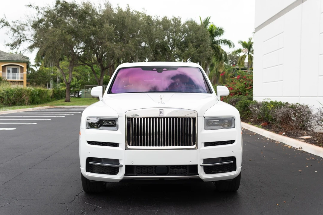 2023 Rolls-Royce Cullinan - Image 2 of 12