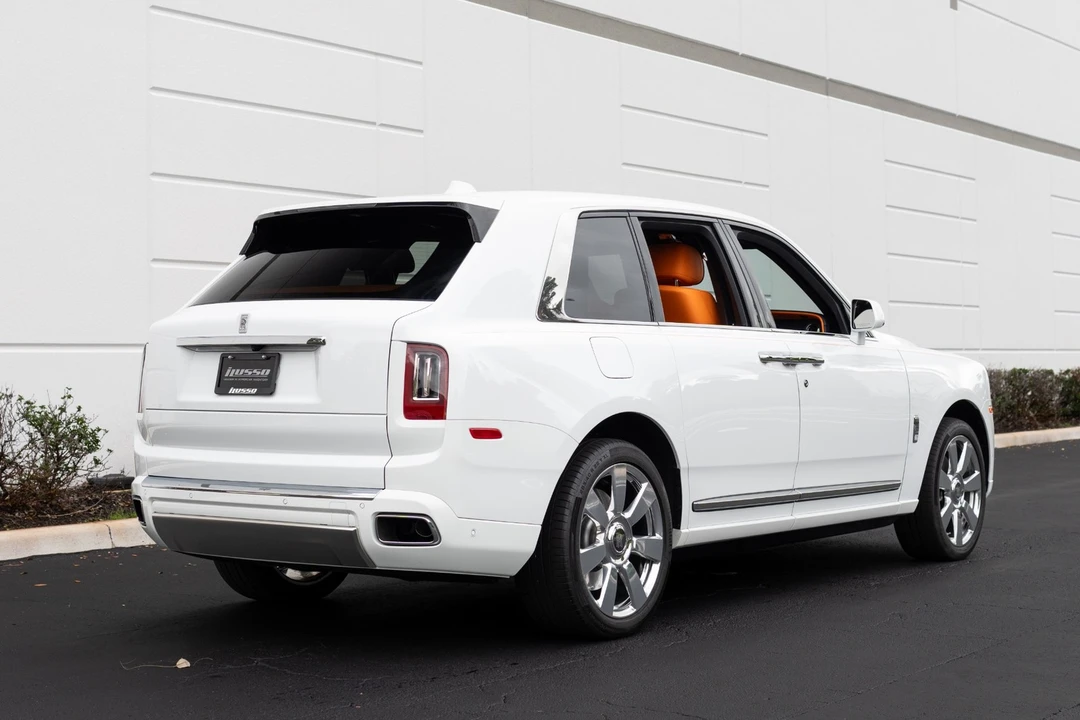 2023 Rolls-Royce Cullinan - Image 10 of 12