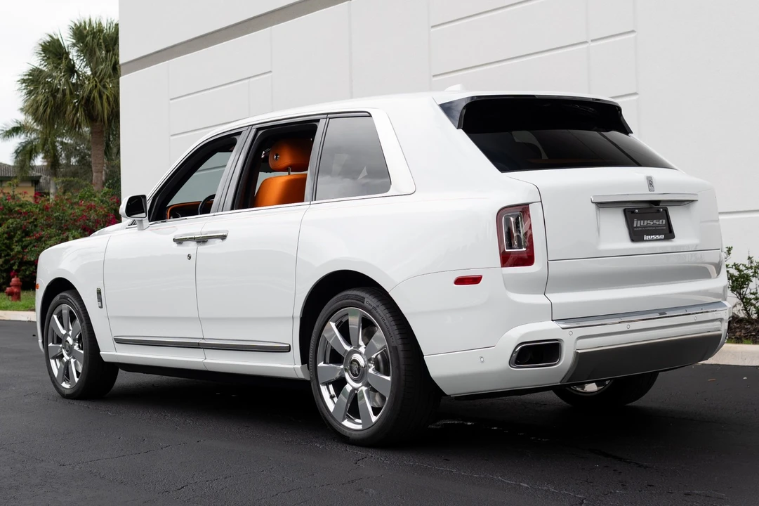 2023 Rolls-Royce Cullinan - Image 4 of 12