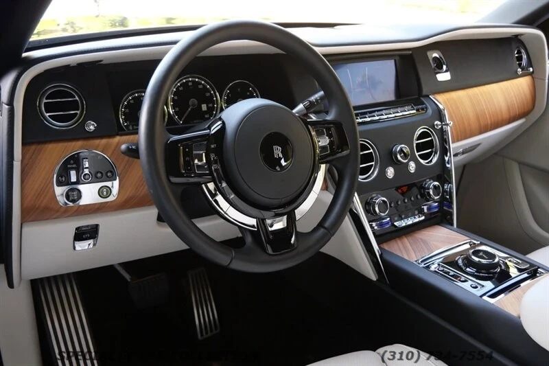 2023 Rolls-Royce Cullinan - Image 16 of 21