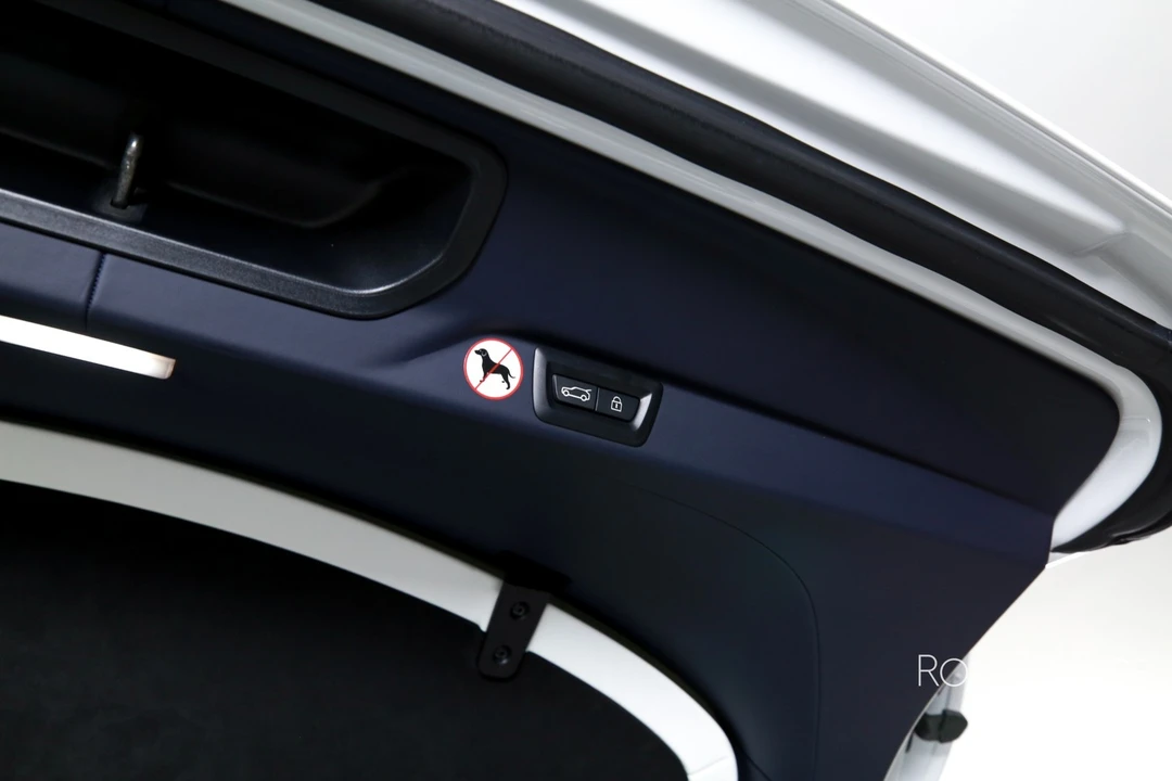 2023 Rolls-Royce Cullinan - Image 28 of 31