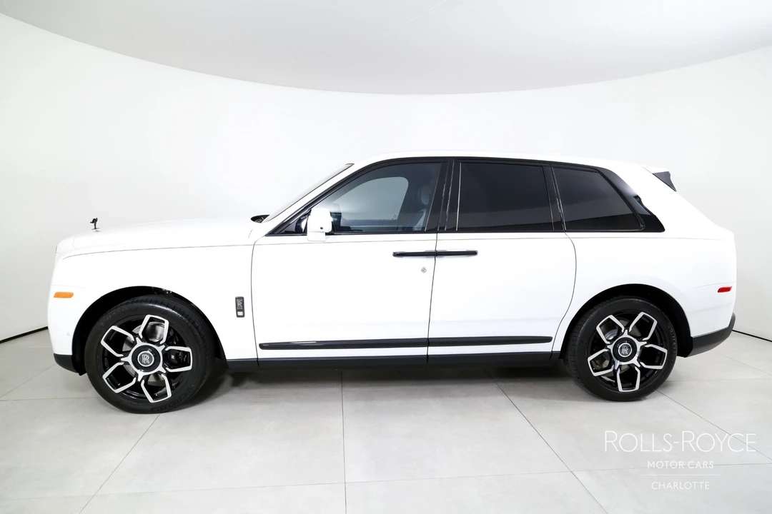 2023 Rolls-Royce Cullinan - Image 3 of 31