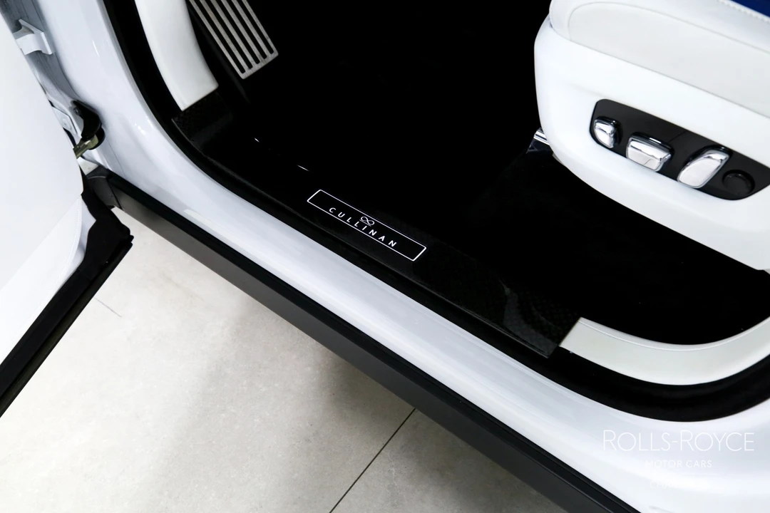 2023 Rolls-Royce Cullinan - Image 16 of 31
