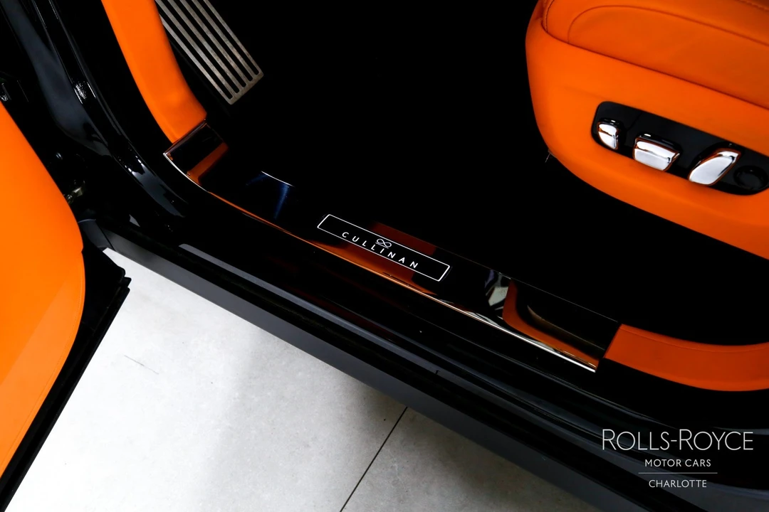 2023 Rolls-Royce Cullinan - Image 17 of 21