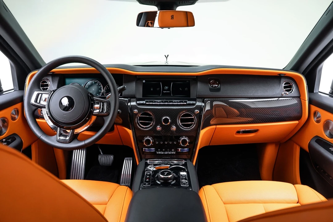 2023 Rolls-Royce Cullinan - Image 2 of 21