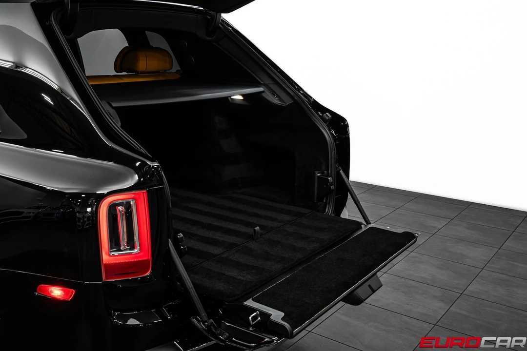 2023 Rolls-Royce Cullinan - Image 18 of 31