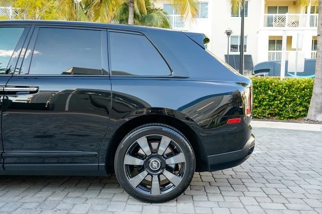 2023 Rolls-Royce Cullinan - Image 16 of 21