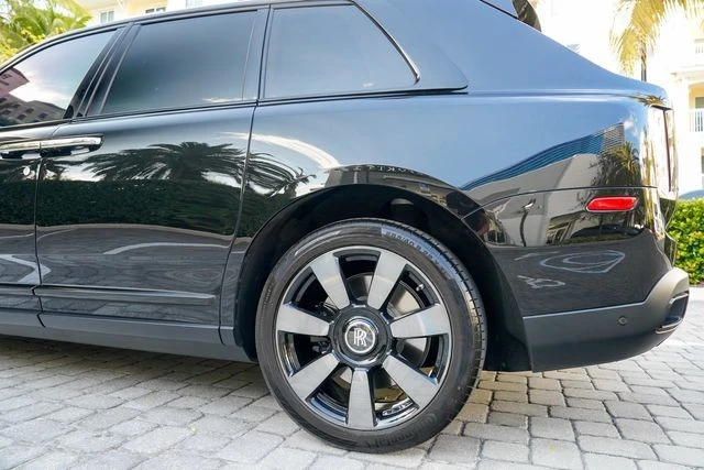 2023 Rolls-Royce Cullinan - Image 18 of 21
