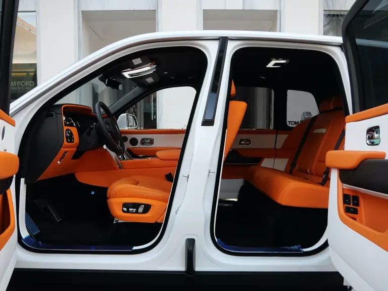 2023 Rolls-Royce Cullinan - Image 18 of 31